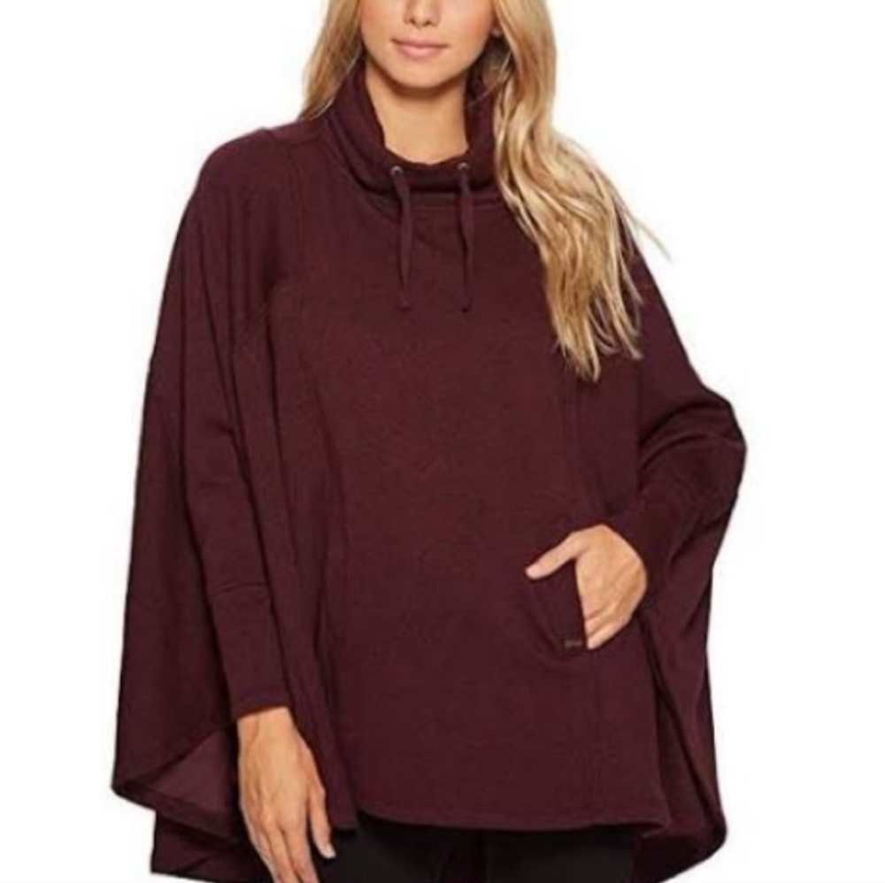 UGG Australia Women Pichot Purple Poncho Sweater Sz XS/S Fleece